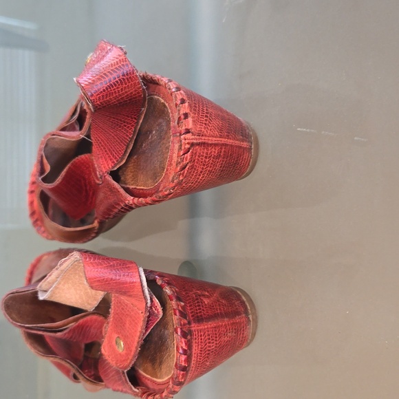 Pikolinos Women's Shoes - Picture 4 of 9